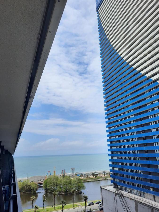The Best Beach Aparthotel Orbi City Batumi Exterior photo